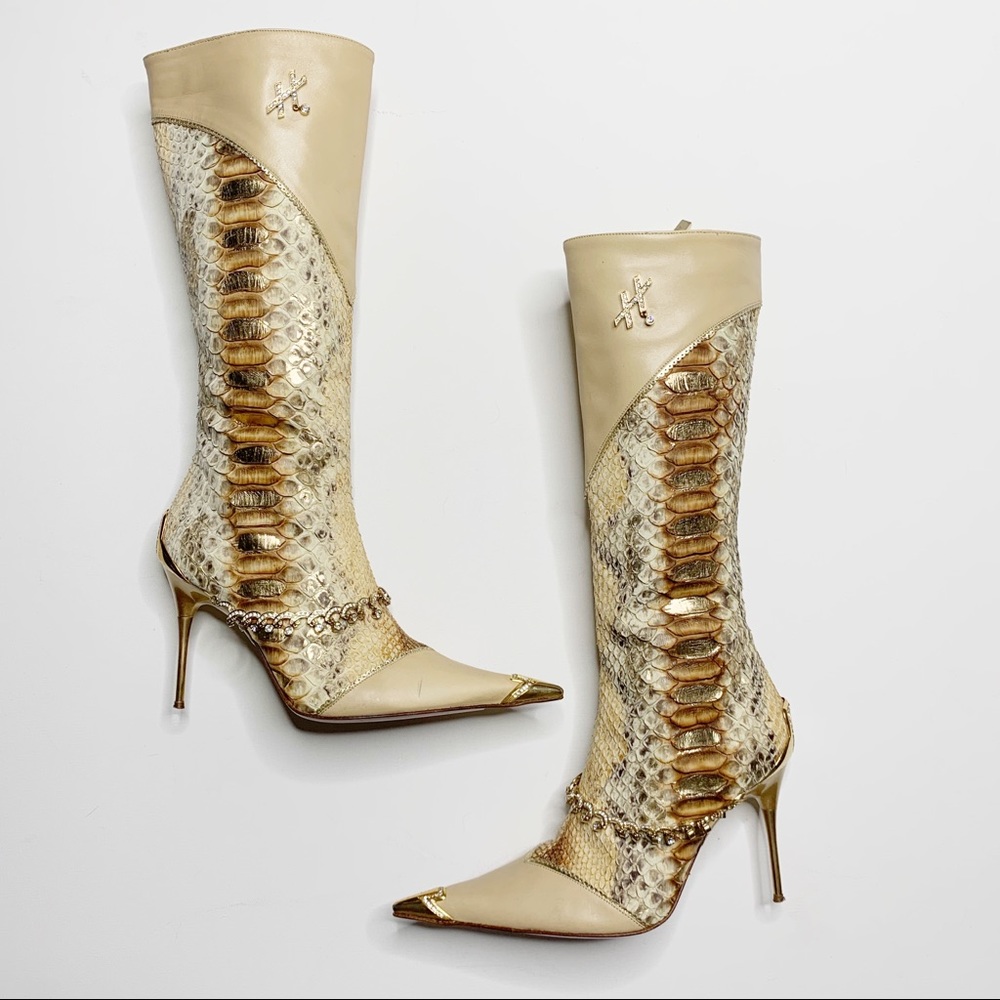 Hamlet Couture (can’t be found) Bred Cobra Boot 36